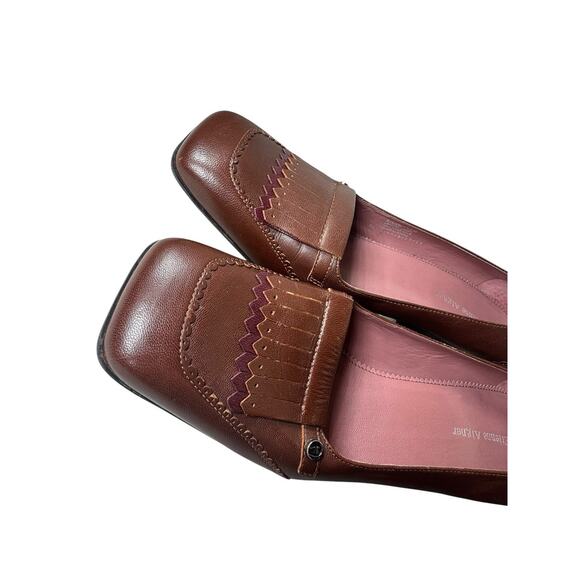 Vintage 1990s Etianne Aigner 7M eysabel brown leather 2.5" chunky heel pumps - Picture 9 of 12